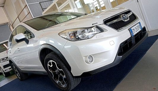 Subaru XV 2.0d 4×4 TETTO CAMERA NAVI FRIZIONE E VOLANO NUOVI